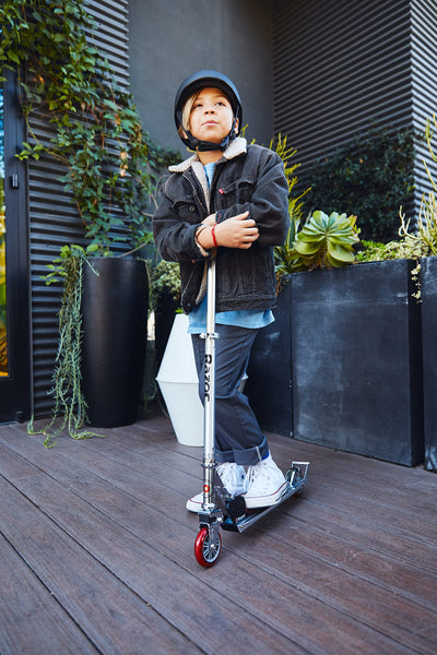 Razor A2 Kick Scooter for Kids - Lightweight, Foldable, Aluminum Frame