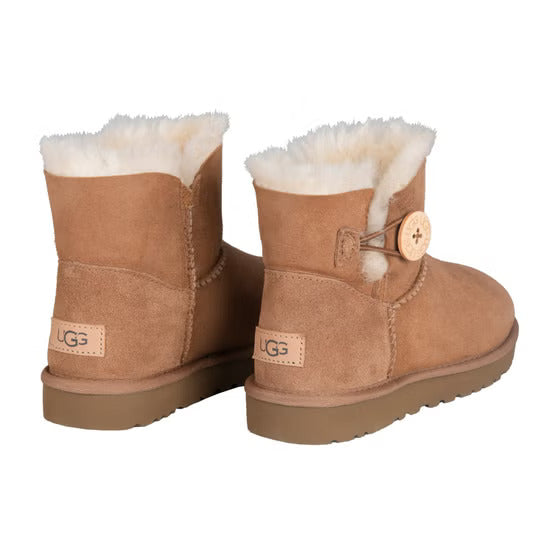UGG W Mini Bailey Button II Chesnut Size 7