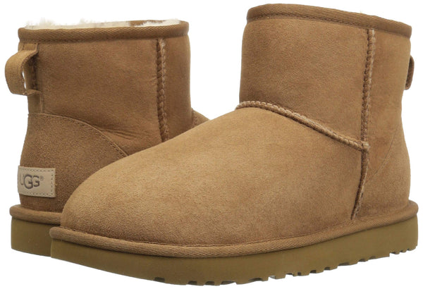 UGG Women's Classic Mini ii Winter Boot - Chestnut or Black