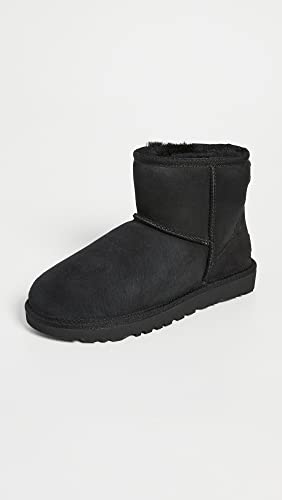 UGG Women's Classic Mini II Boot Size 9