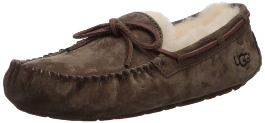 UGG Women's Dakota Moccasin, CHESTNUT, 7 B US