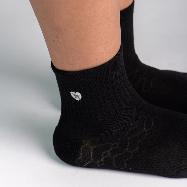 Pudus Bamboo Everyday Quarter Crew Socks | Moisture Wicking | Breathable | Extra Soft | Odor Resistant | All Day Comfort